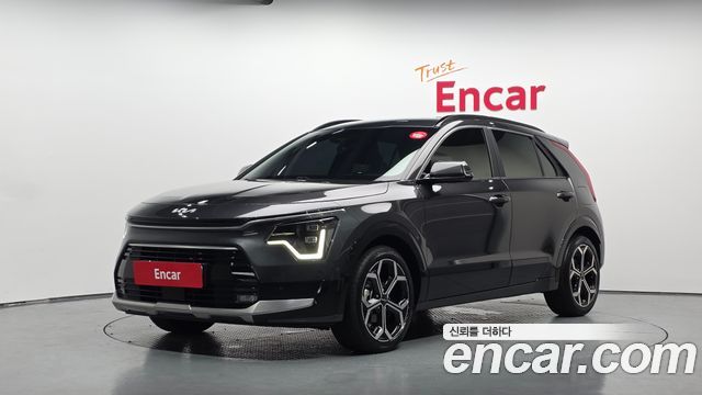 Kia Niro Signature 2024 — фото 1