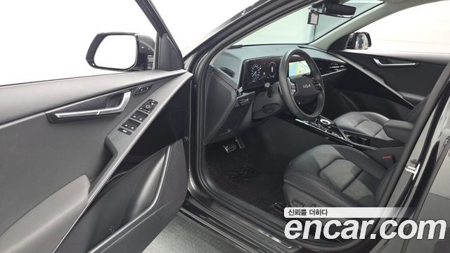 Kia Niro Signature 2024 — фото 10