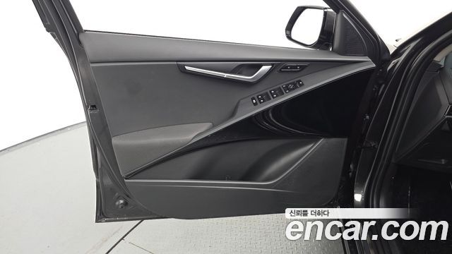 Kia Niro Signature 2024 — фото 24