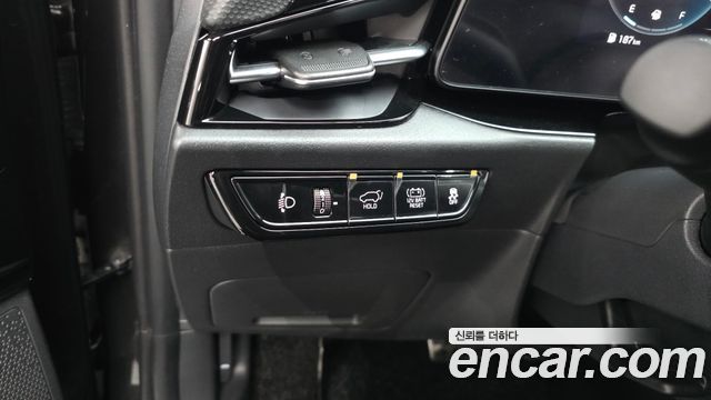 Kia Niro Signature 2024 — фото 27