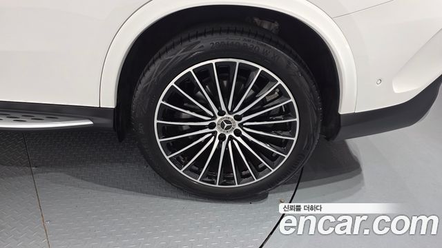 Mercedes-Benz GLC-Class (X254) GLC300 4MATIC Coupe 2025 — фото 21