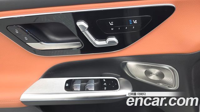 Mercedes-Benz GLC-Class (X254) GLC300 4MATIC Coupe 2025 — фото 28