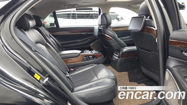 Genesis EQ900 5.0 GDI AWD Prestige 2016 — фото 12