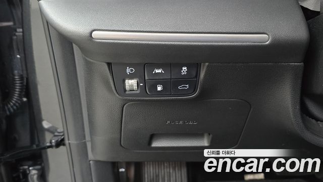 Hyundai Grandeur Hybrid (IG) Premium 2022 — фото 18