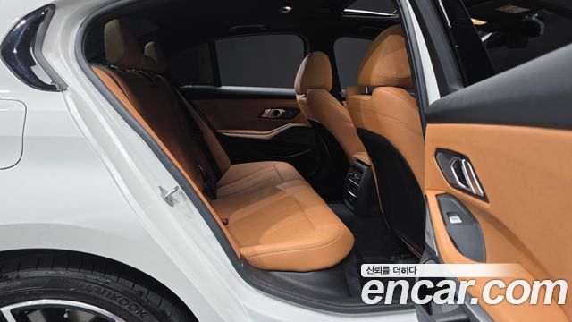 BMW 3 Series (G20) 320i M Sport 2025 — фото 12