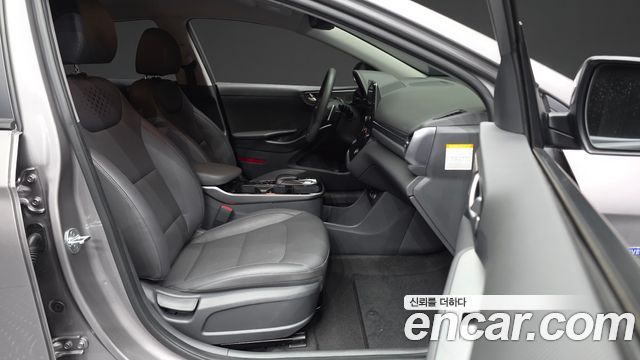 Hyundai Ioniq Electric N 2020 — фото 11