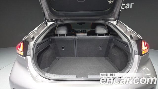 Hyundai Ioniq Electric N 2020 — фото 20