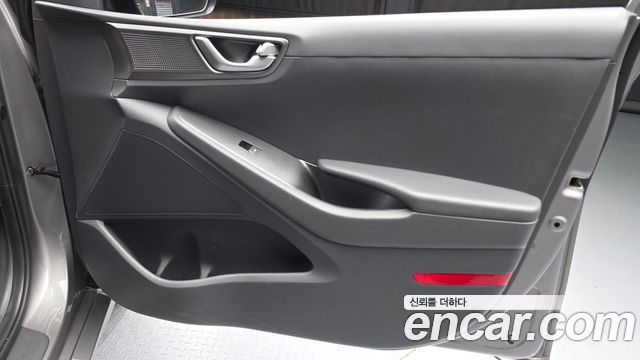 Hyundai Ioniq Electric N 2020 — фото 24