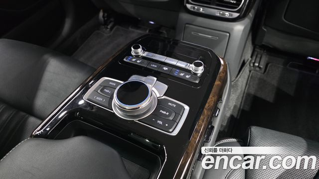 Genesis G90 3.8 AWD Premium Luxury 2019 — фото 27