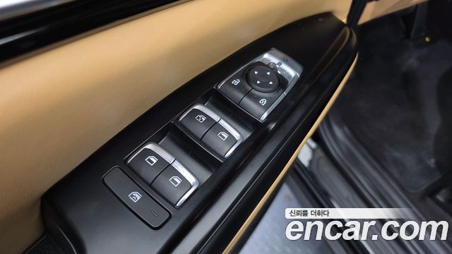 Kia Carnival (IV) Diesel 9-Seater Prestige 2023 — фото 13