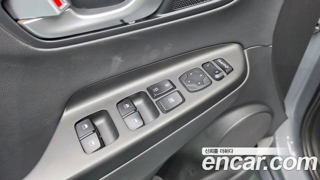 Hyundai Kona Hybrid Modern 2023 — фото 17
