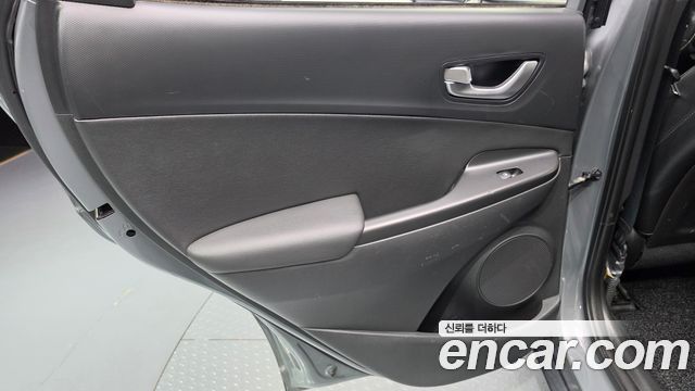 Hyundai Kona Hybrid Modern 2023 — фото 25