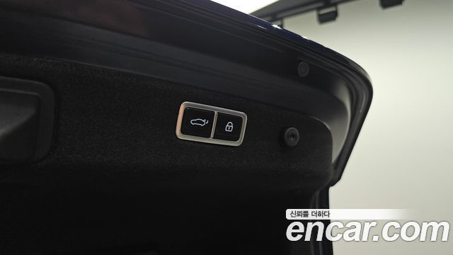 Genesis G70 Gasoline 3.3T 4WD 2021 — фото 20