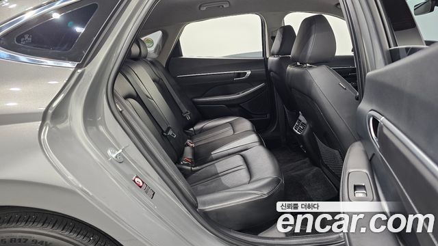 Hyundai Sonata (DN8) 2.0 Premium Plus 2022 — фото 12
