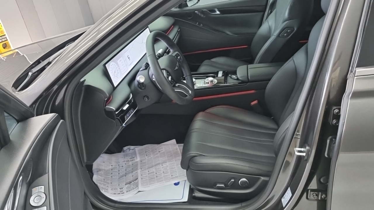 Genesis G80 (RG3) Gasoline 2.5 Turbo AWD 2025 — фото 10