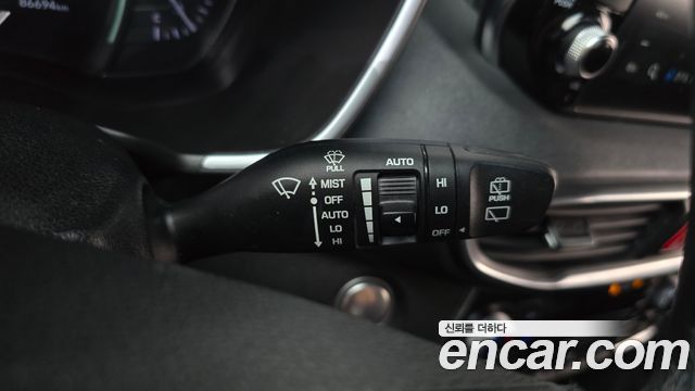 Hyundai Santa Fe (TM) Diesel 2,0 4WD Exclusive Special 2019 — фото 18