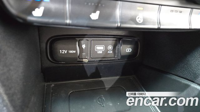 Hyundai Santa Fe (TM) Diesel 2,0 4WD Exclusive Special 2019 — фото 28