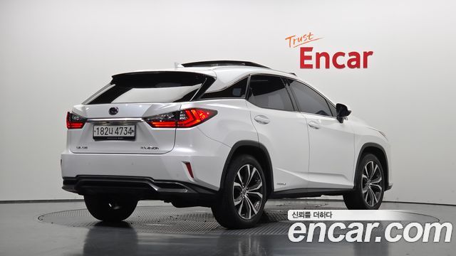 Lexus RX450h (IV) Executive 2019 — фото 2