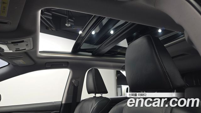 Lexus RX450h (IV) Executive 2019 — фото 17