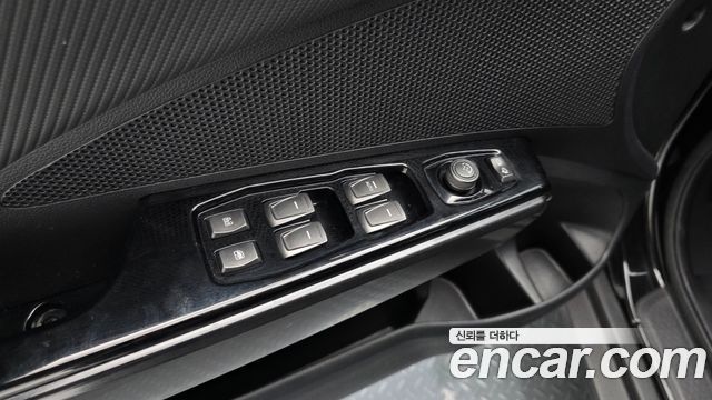 KG Mobility (SsangYong) Very New Tivoli Gasoline 1.5 2WD V3 Special 2021 — фото 28