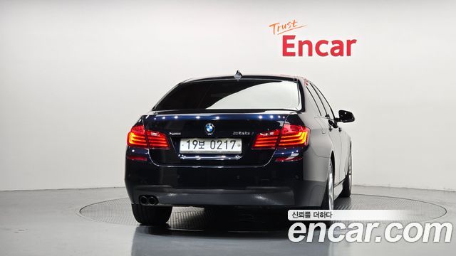 BMW 5 Series (F10) 528i xDrive M Aero Dynamic 2016 — фото 4