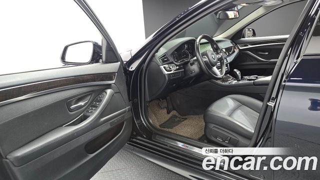 BMW 5 Series (F10) 528i xDrive M Aero Dynamic 2016 — фото 10