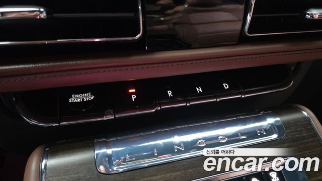 Lincoln Aviator (II) 3.0 Reserve  AWD 2025 — фото 9