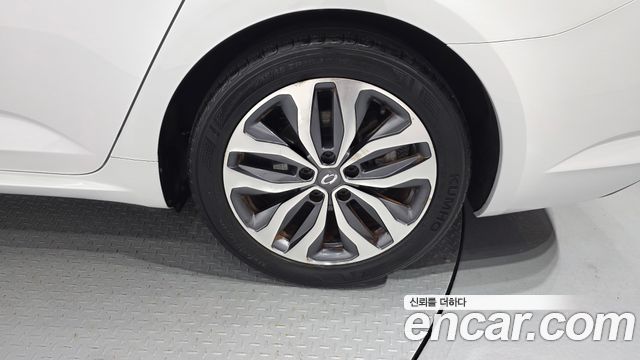 Renault Korea SM6 2.0 LPe LE (Disabled) 2016 — фото 21