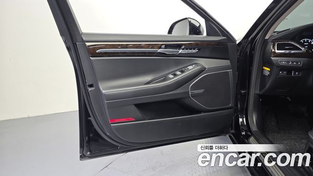 Genesis G90 3.8 AWD Premium Luxury 2020 — фото 16