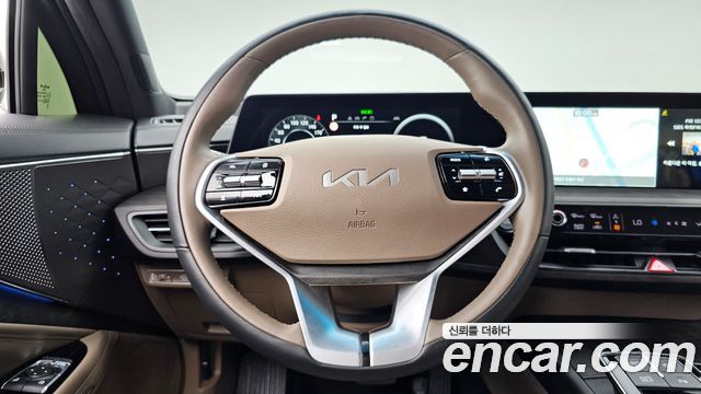 Kia K8 2.5 Gasoline 2WD Noblesse 2023 — фото 13