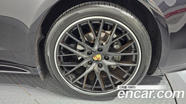 Porsche Panamera (971) 2.9 4S 2018 — фото 27