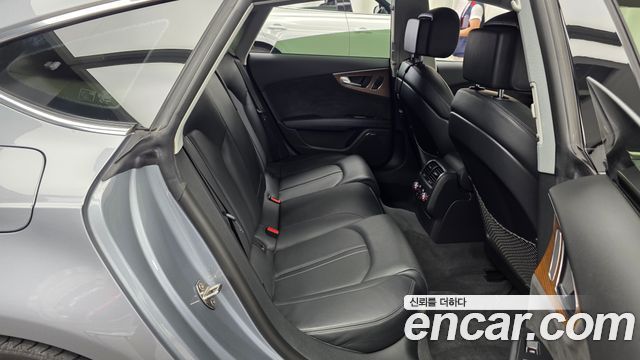 Audi A7 55 TDI Quattro Premium 4G 2016 — фото 16