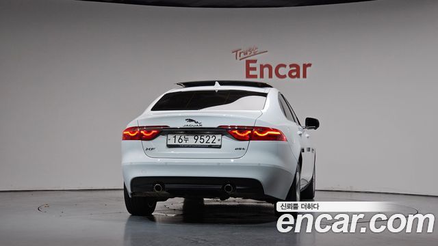 Jaguar XF (X260) 25t Prestige 2018 — фото 4