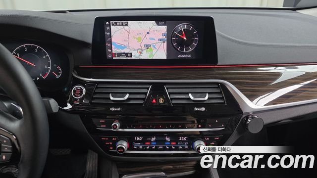 BMW 6 Series GT (G32) 620d Luxury 2019 — фото 13