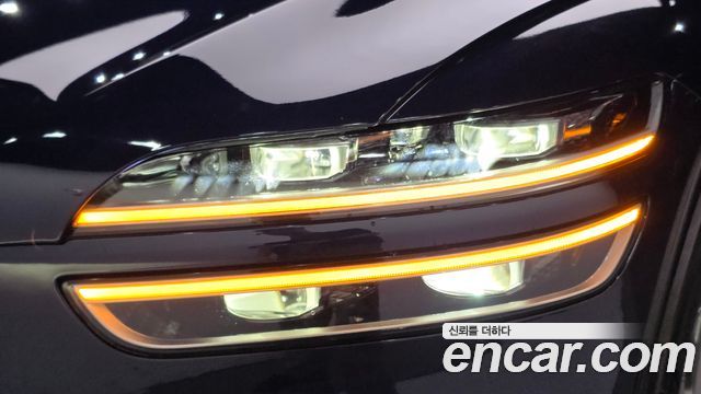 Genesis GV70 2.5T Gasoline AWD 2023 — фото 28