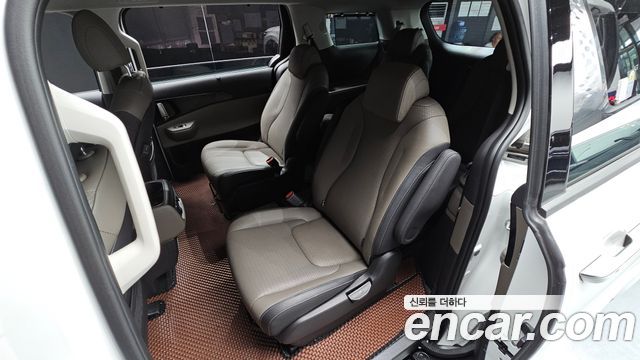 Kia Carnival (IV) Diesel 9-Seater Signature 2025 — фото 12