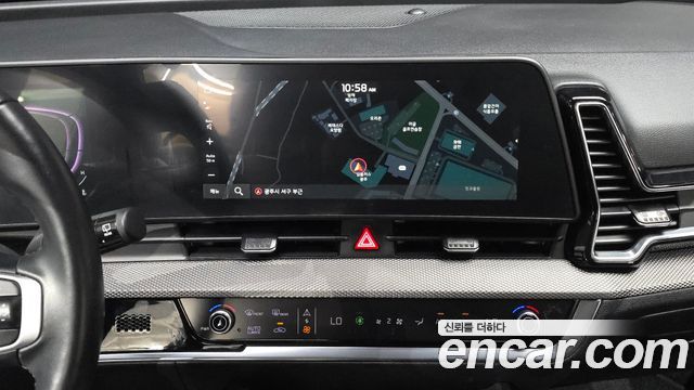 Kia Sportage (V) Diesel 2.0 2WD Prestige 2023 — фото 14