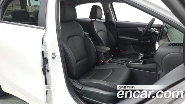Kia K3 (II) 1.6 Prestige 2022 — фото 15