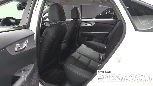 Kia K3 (II) 1.6 Prestige 2022 — фото 16