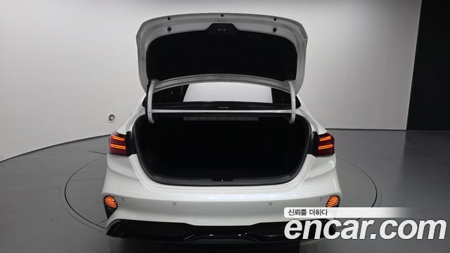 Kia K3 (II) 1.6 Prestige 2022 — фото 24
