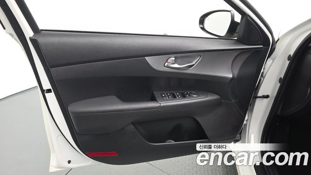 Kia K3 (II) 1.6 Prestige 2022 — фото 30