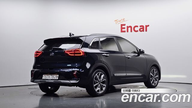 Kia Niro 1.6 HEV Noblesse Special 2020 — фото 2