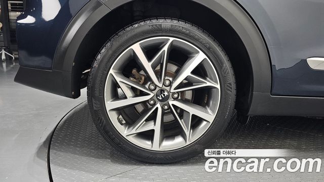 Kia Niro 1.6 HEV Noblesse Special 2020 — фото 5