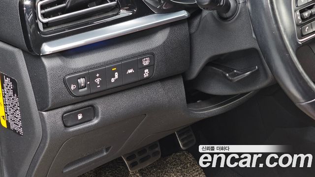 Kia Niro 1.6 HEV Noblesse Special 2020 — фото 18