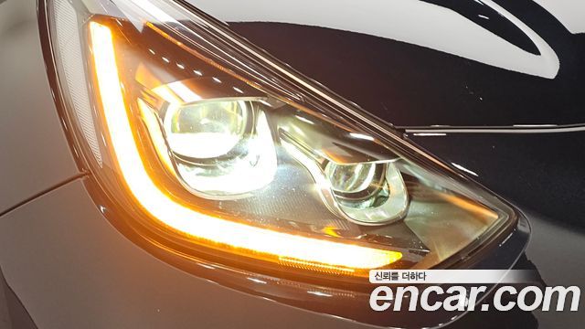 Kia Niro 1.6 HEV Noblesse Special 2020 — фото 22