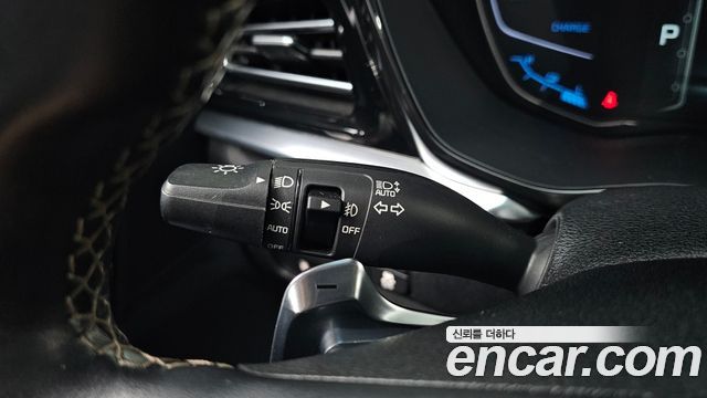 Kia Niro 1.6 HEV Noblesse Special 2020 — фото 30