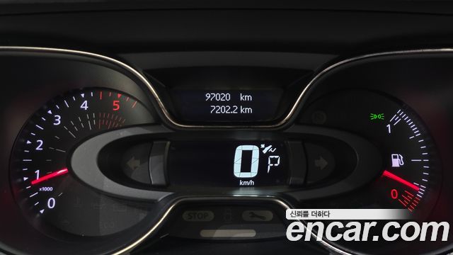 Renault Korea QM3 RE 2019 — фото 8