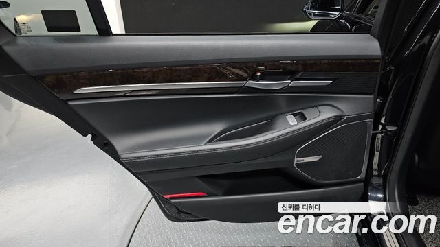 Genesis G90 3.8 AWD Luxury 2021 — фото 25