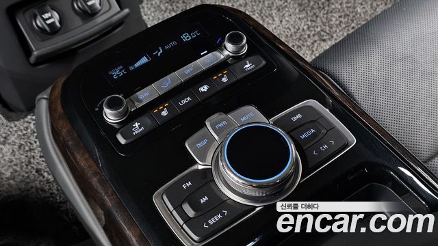 Genesis G90 3.8 AWD Luxury 2021 — фото 27