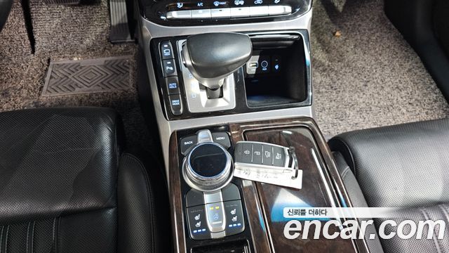 Genesis EQ900 3.8 AWD Structure Change (Bi-Fuel) 2017 — фото 9